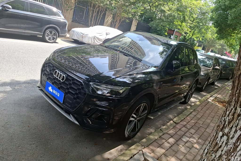 Audi Q5L, 2022 1