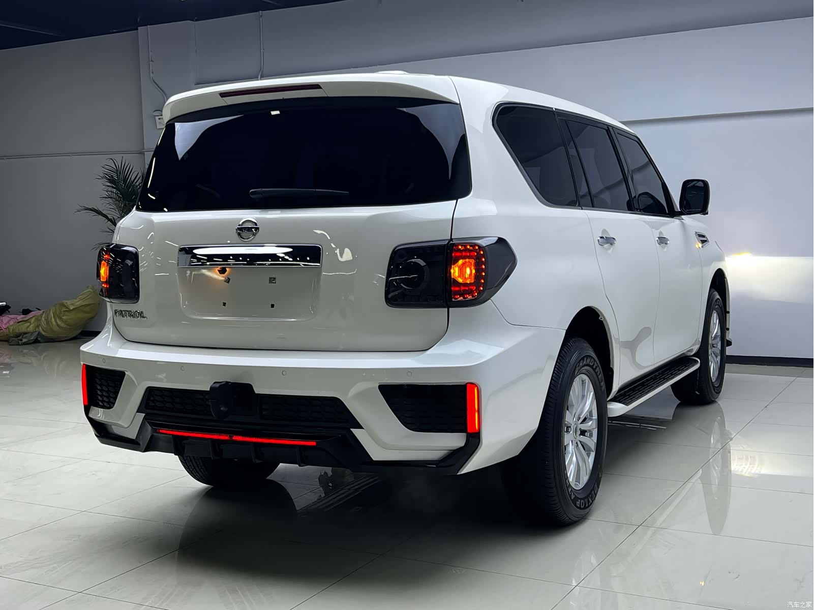Nissan Patrol, 2018 16
