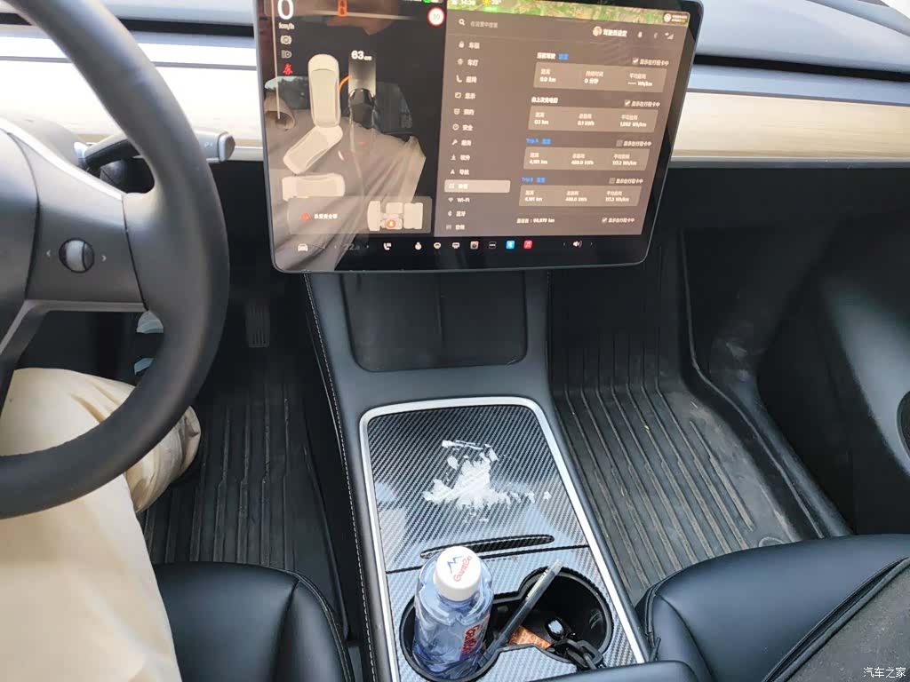 Tesla Model Y, 2022 10