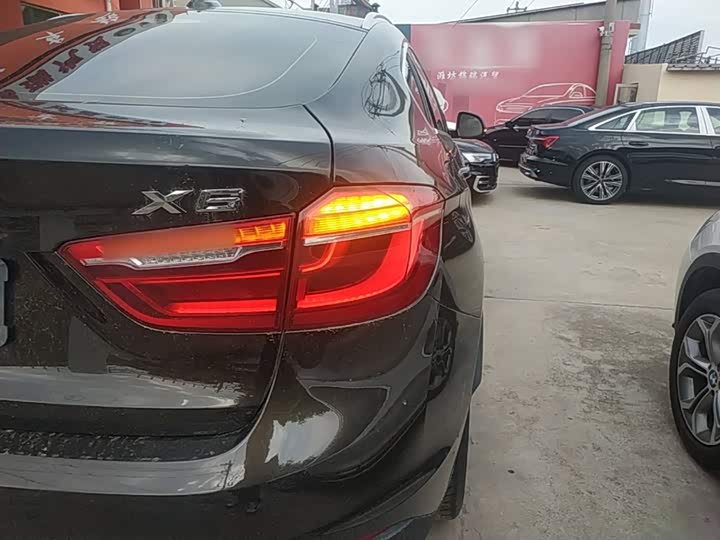 BMW X6 2015 xDrive28i