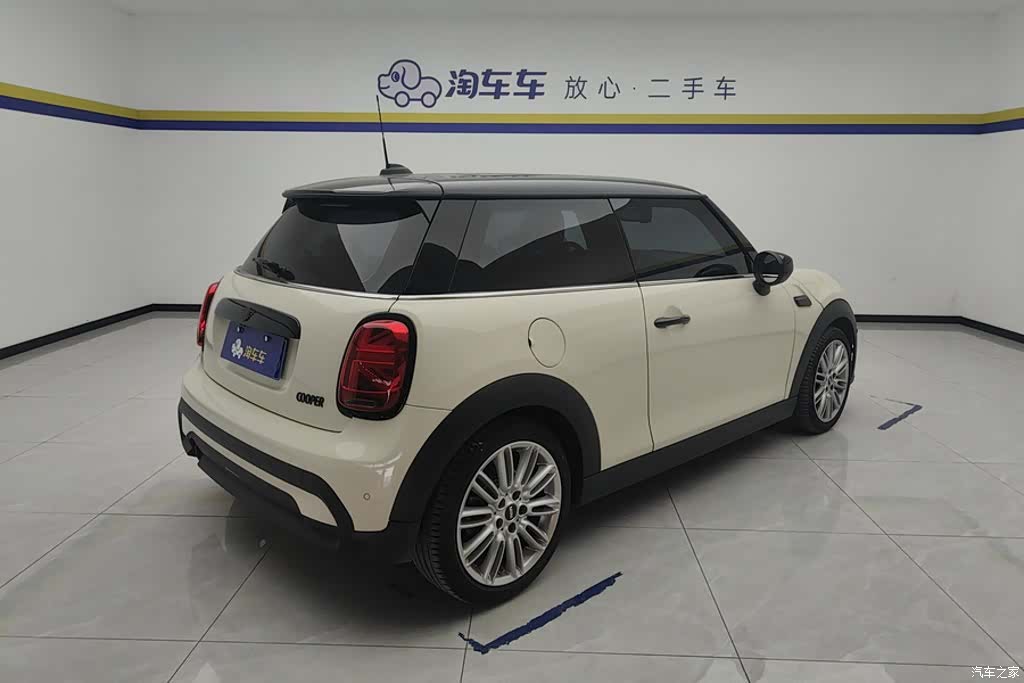 Mini Cooper, 2022 3