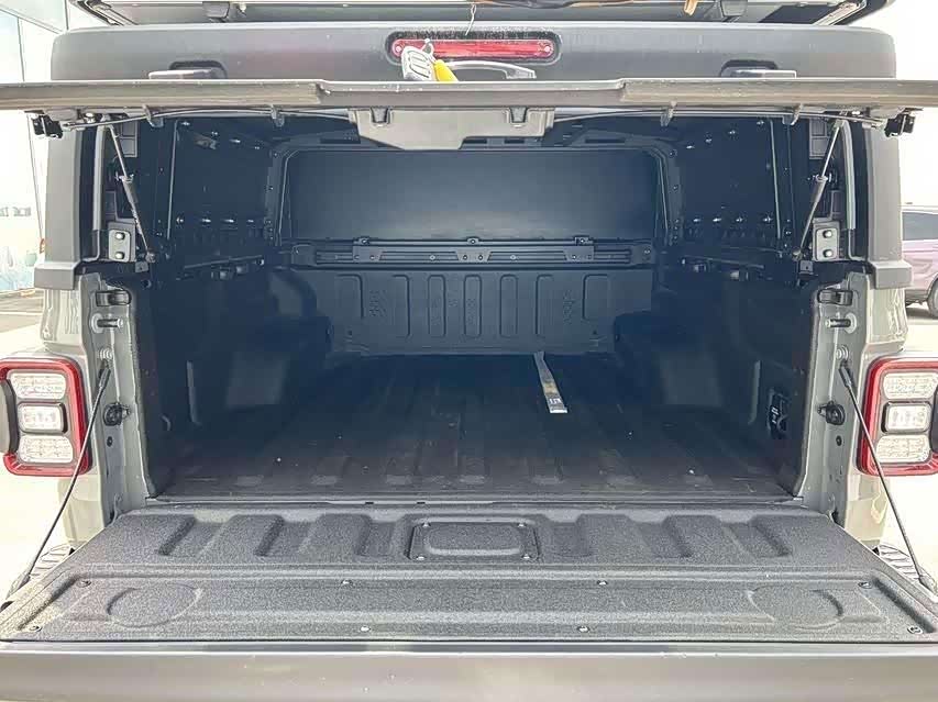 Jeep Gladiator 2025, фото 13