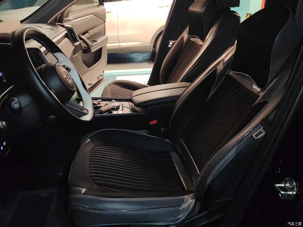 Mazda CX-50, 2024 11