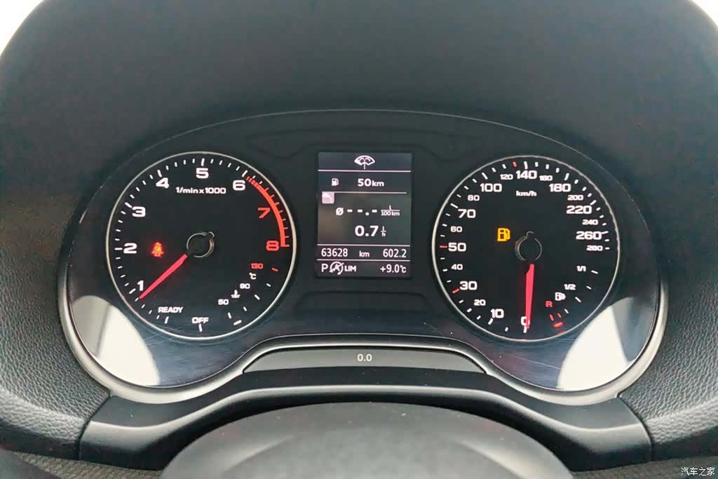 Audi Q2L, 2021 14