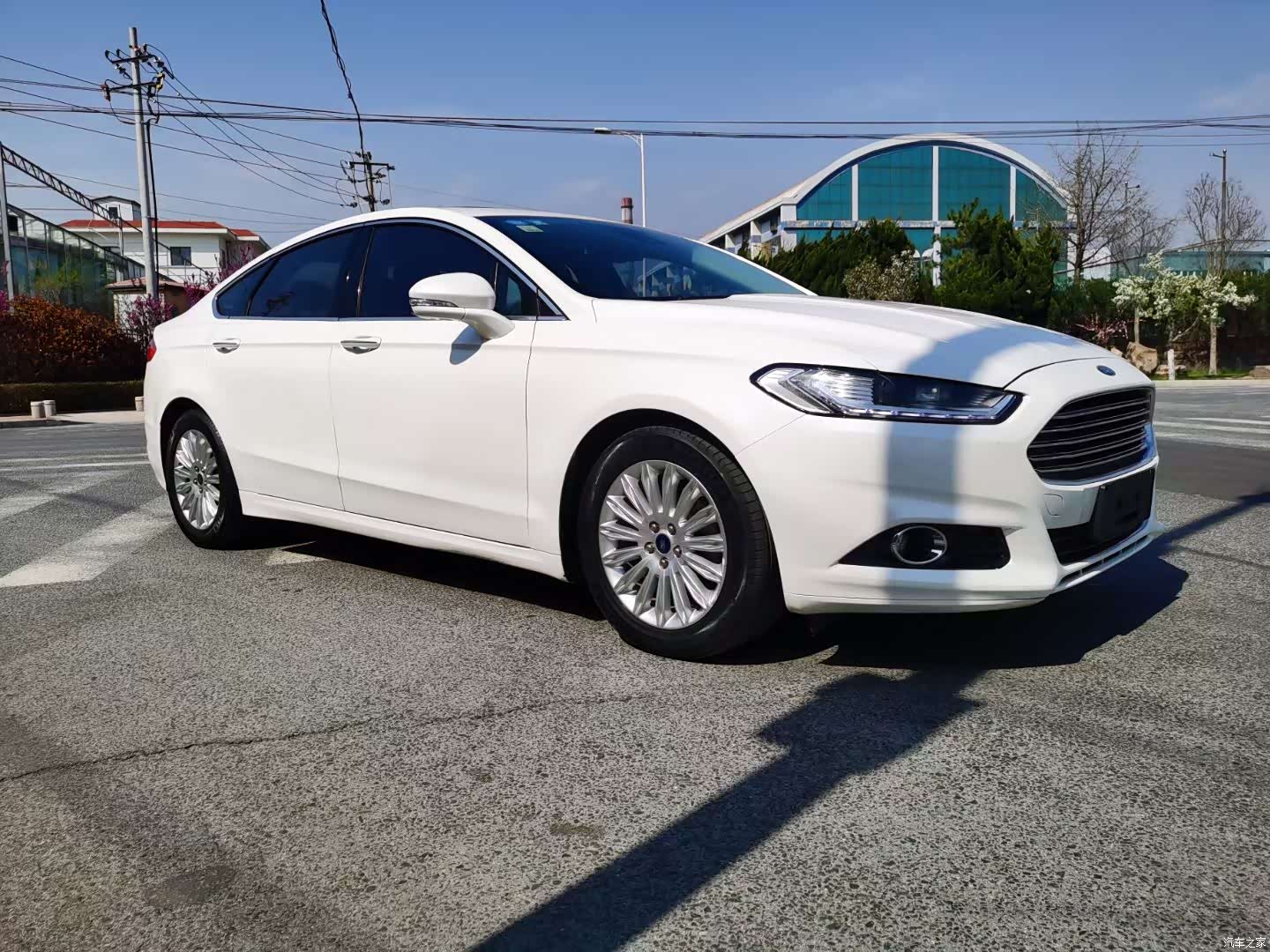 Ford Mondeo, 2016 3