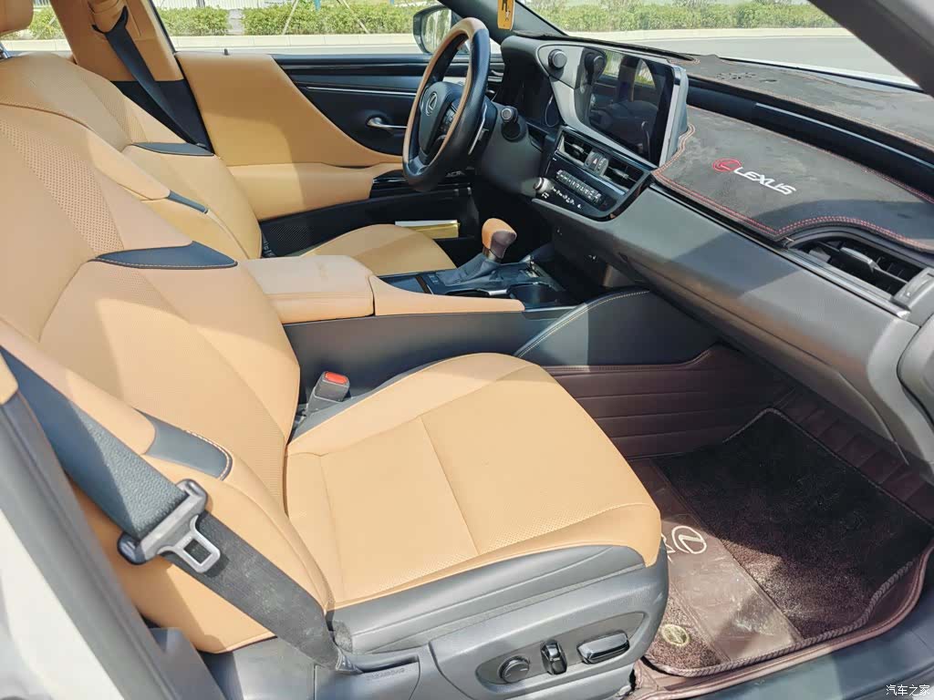 Lexus ES, 2024 25