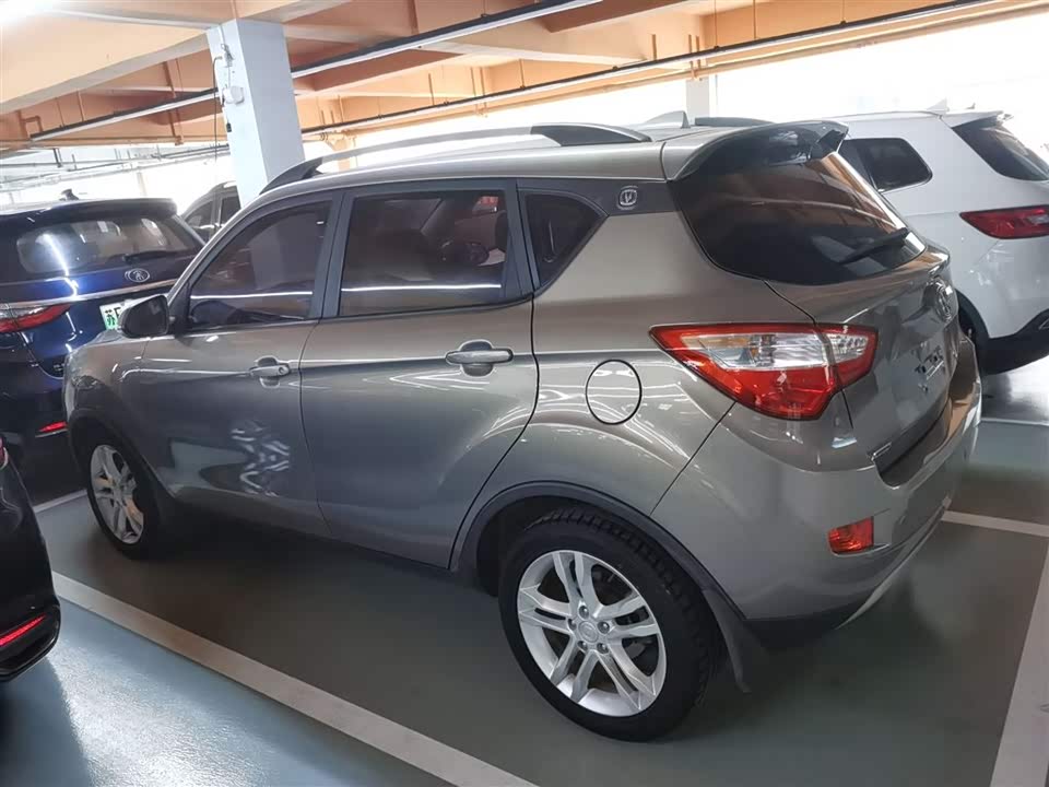 Changan CS35