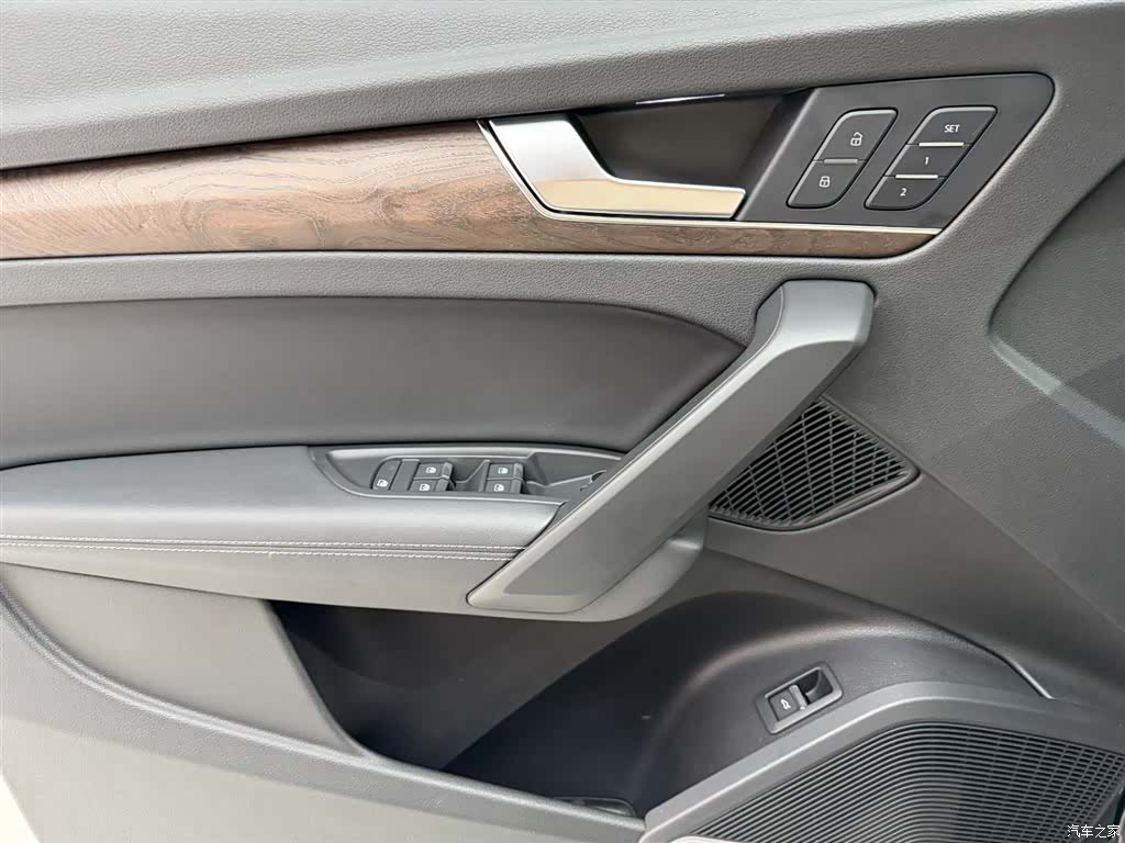 Audi Q5L, 2022 21