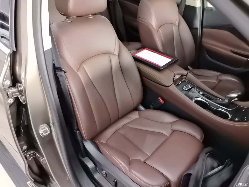 Buick Envision Plus, 2014 25