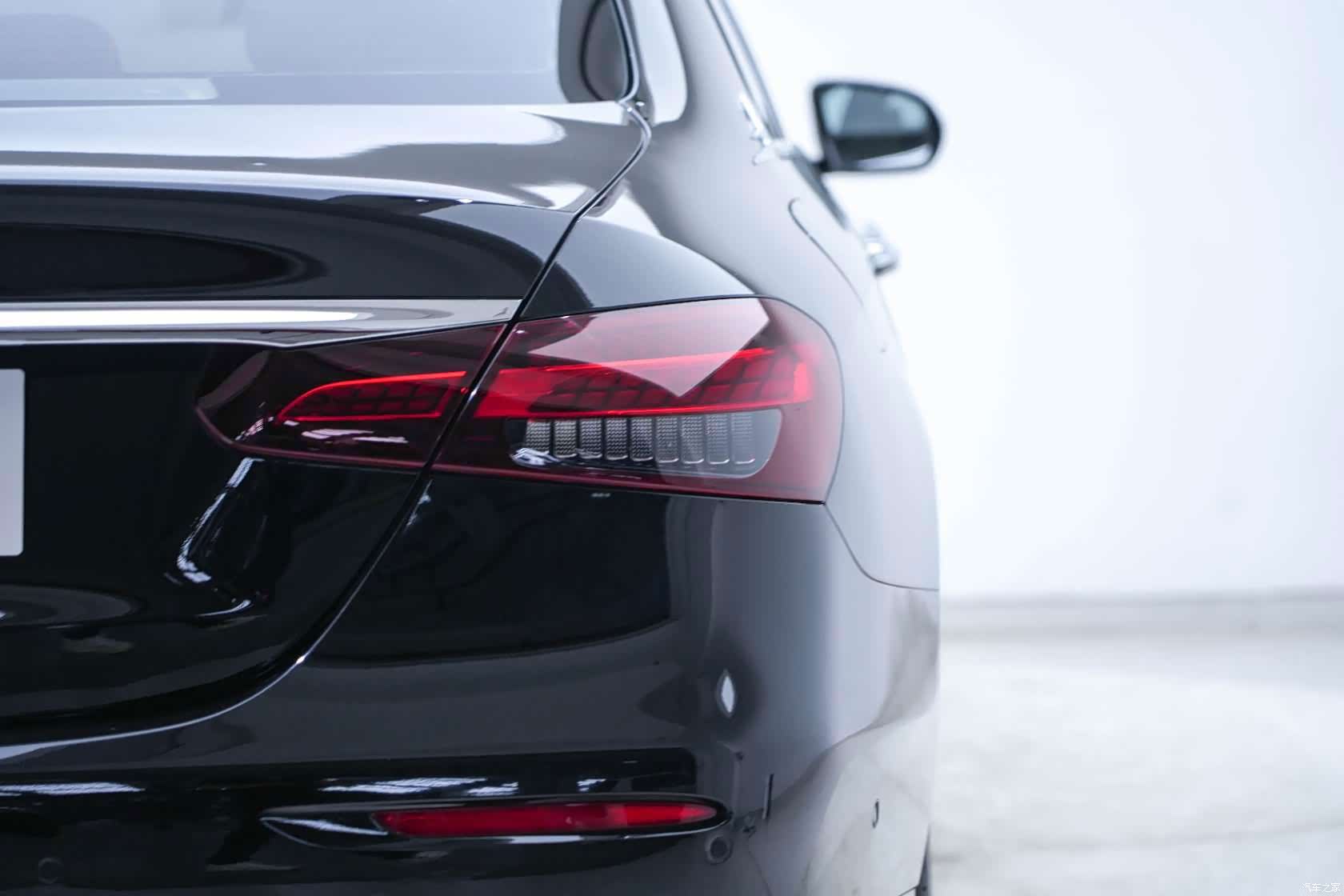 Mercedes-Benz E-Class, 2025 19