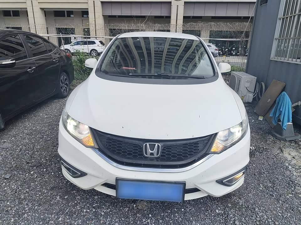 Honda Jade