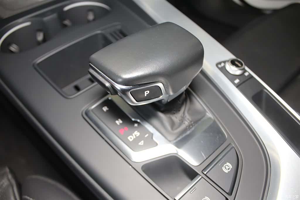 Audi A4L, 2024 11