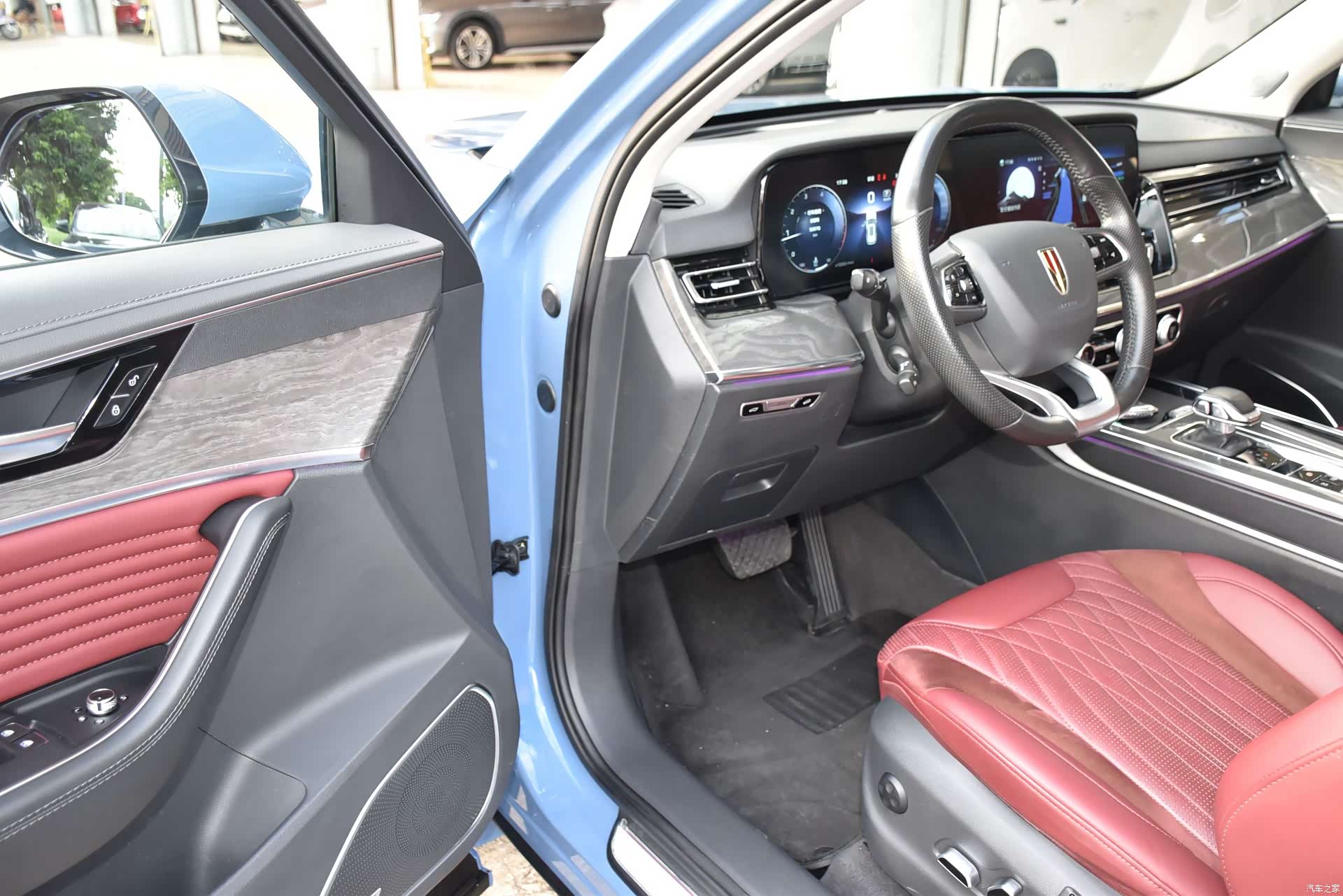 Hongqi HS5, 2023 16
