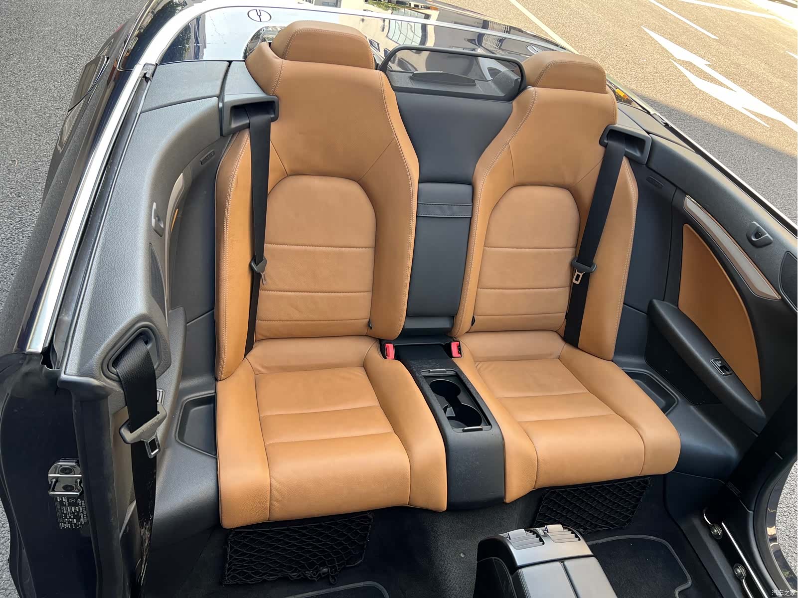 Mercedes-Benz E-Class, 2013 23