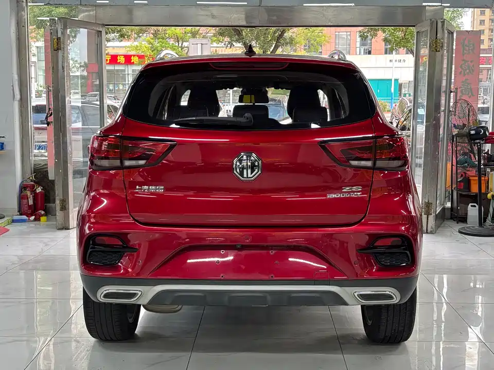 MG ZS