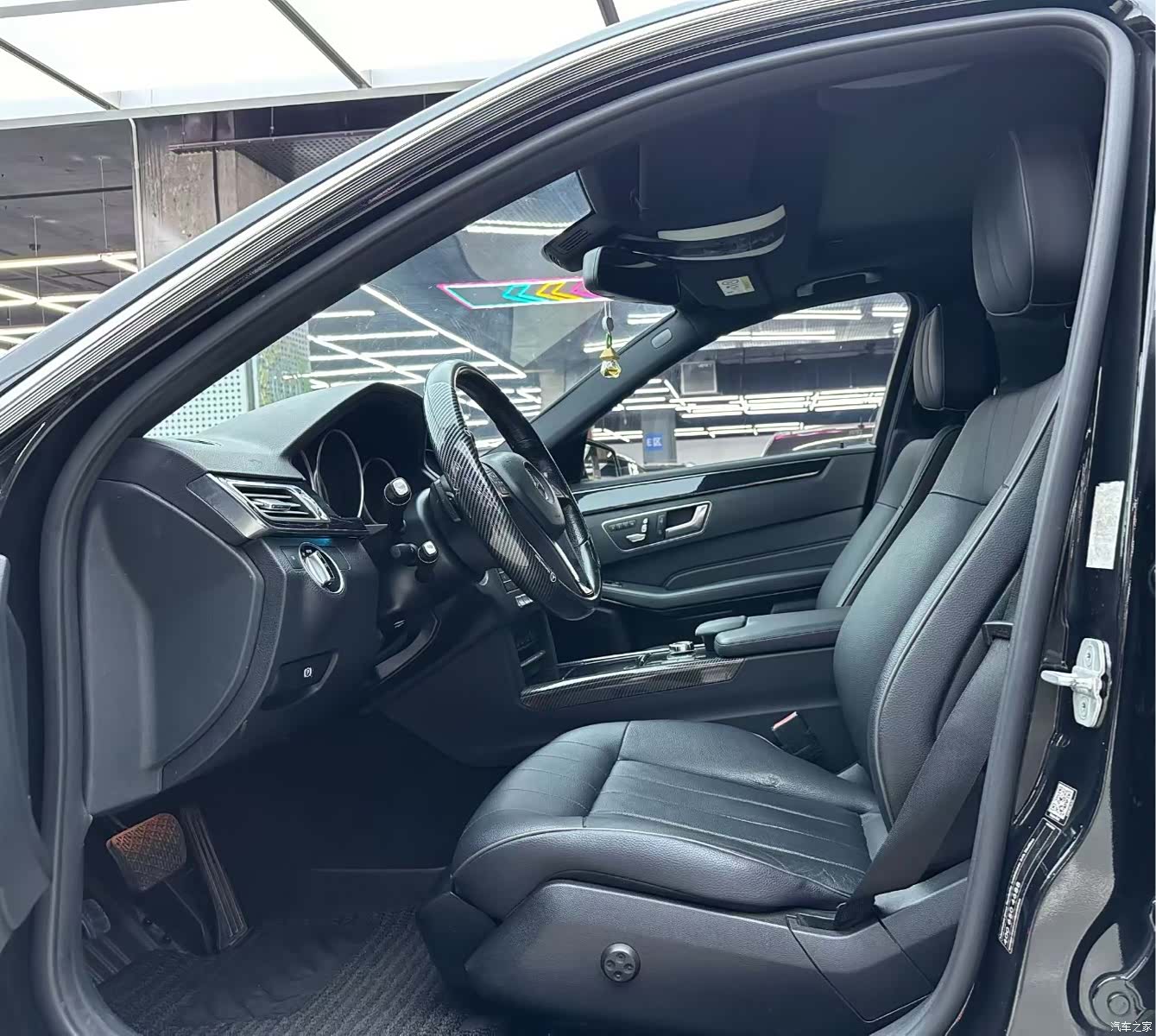 Mercedes-Benz E-Class, 2015 4