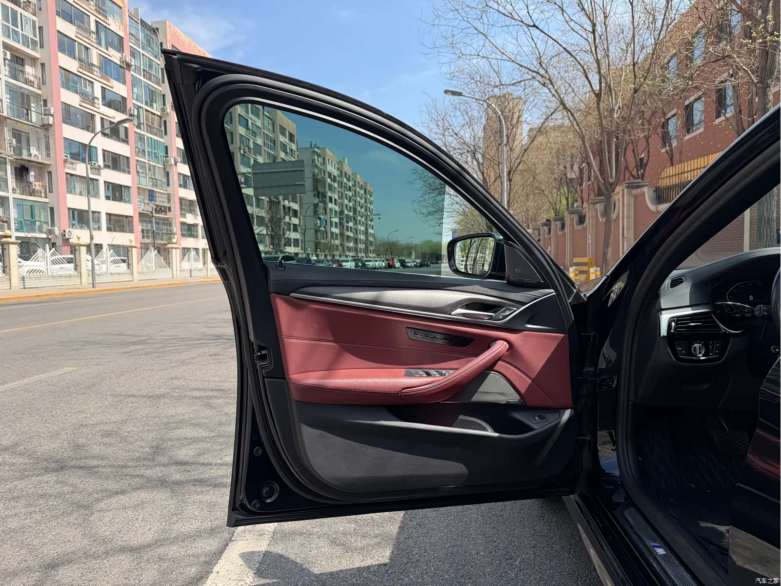 BMW 5 Series, 2020 все фото
