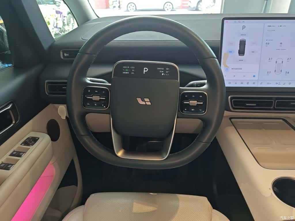 Li Auto MEGA, 2025 11