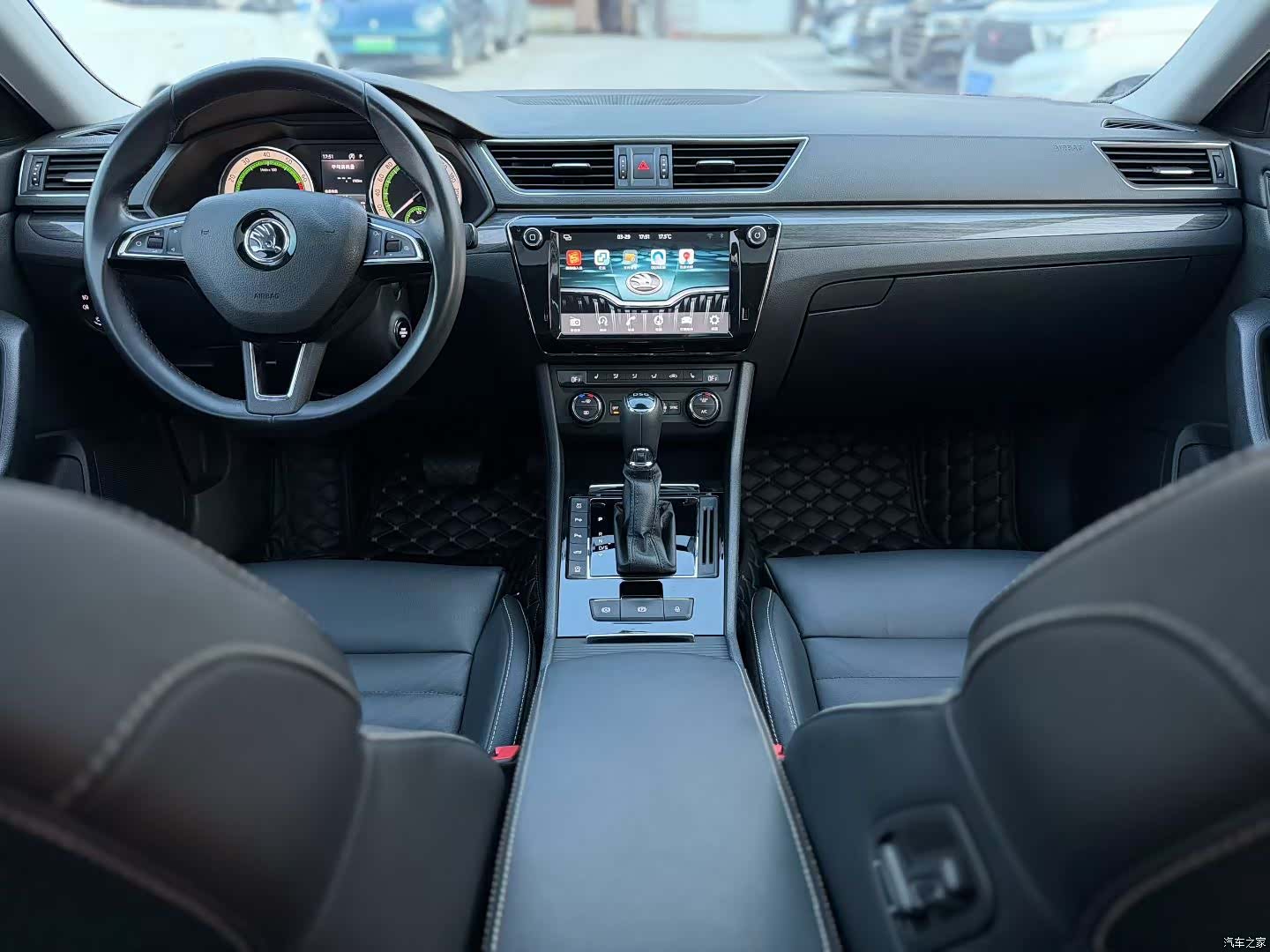Skoda Superb, 2018 4