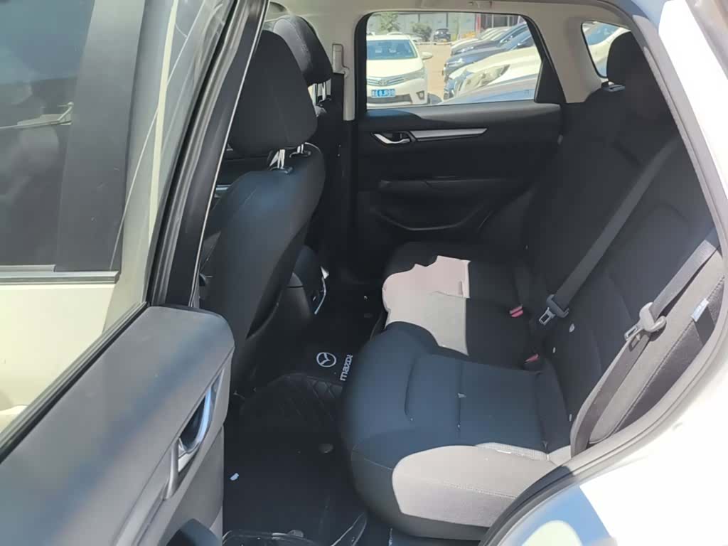 Mazda CX-5, 2023 17