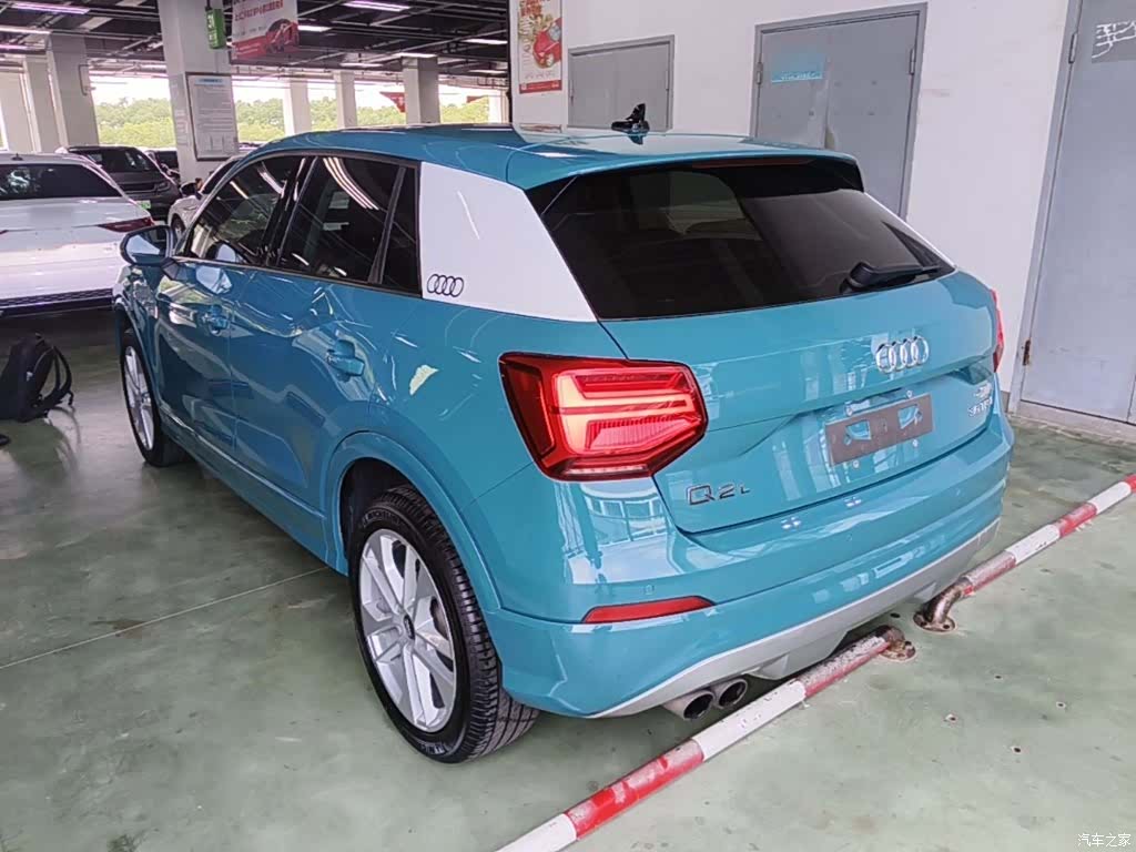 Audi Q2L, 2018 все фото