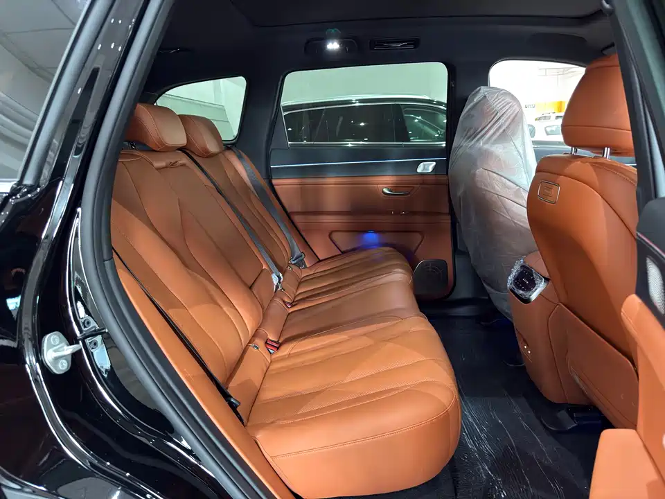 AITO Ask the world M7