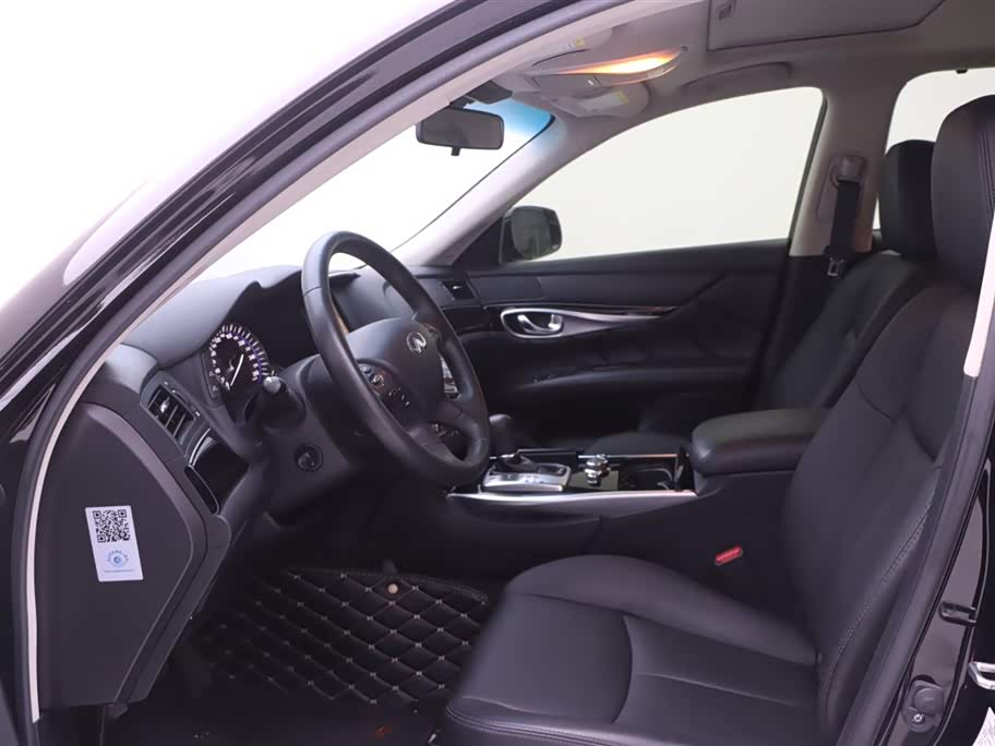Infiniti Q70 Infiniti Q70