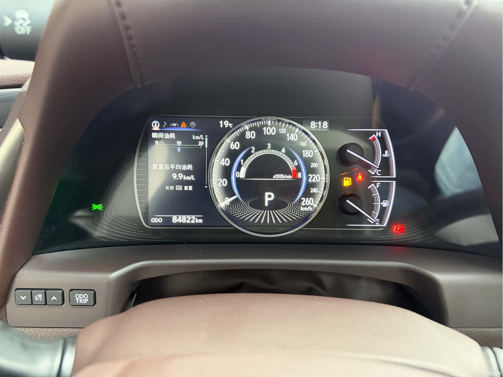 Lexus ES, 2019 10