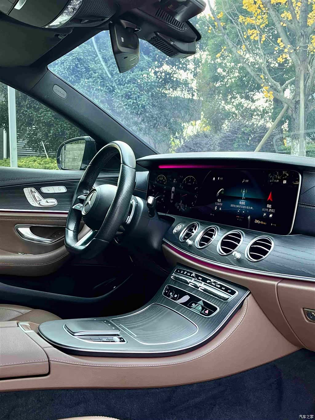 Mercedes-Benz E-Class, 2022 10
