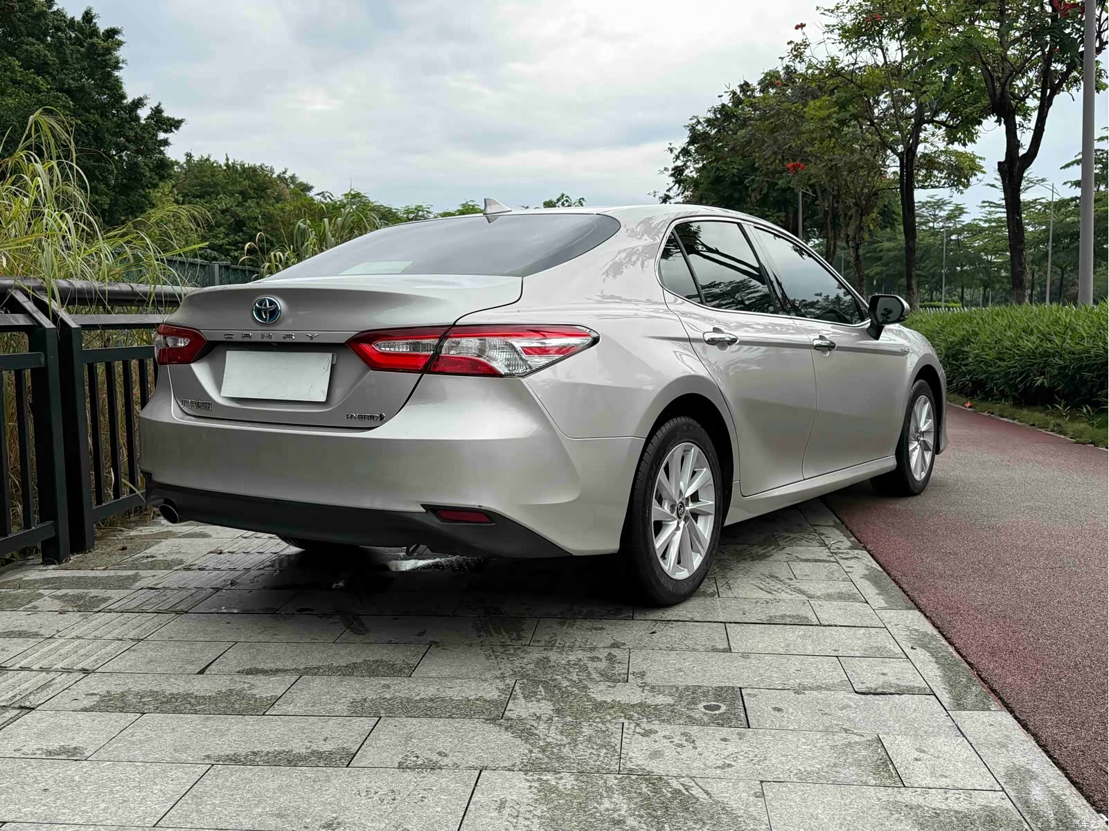 Toyota Camry, 2021 3