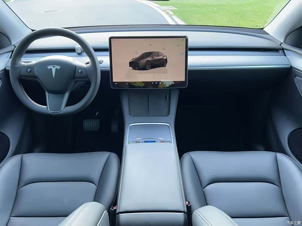Tesla Model Y, 2023 11