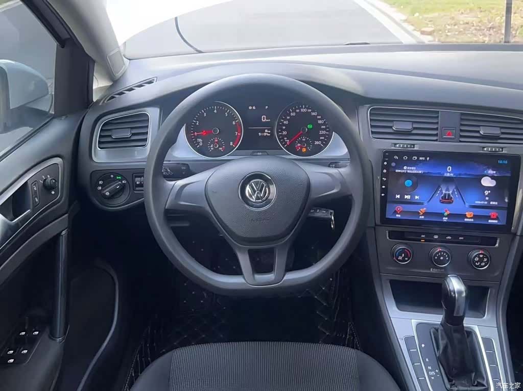 Volkswagen Golf, 2016 3