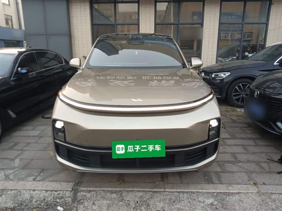 Li Auto Ideal L8