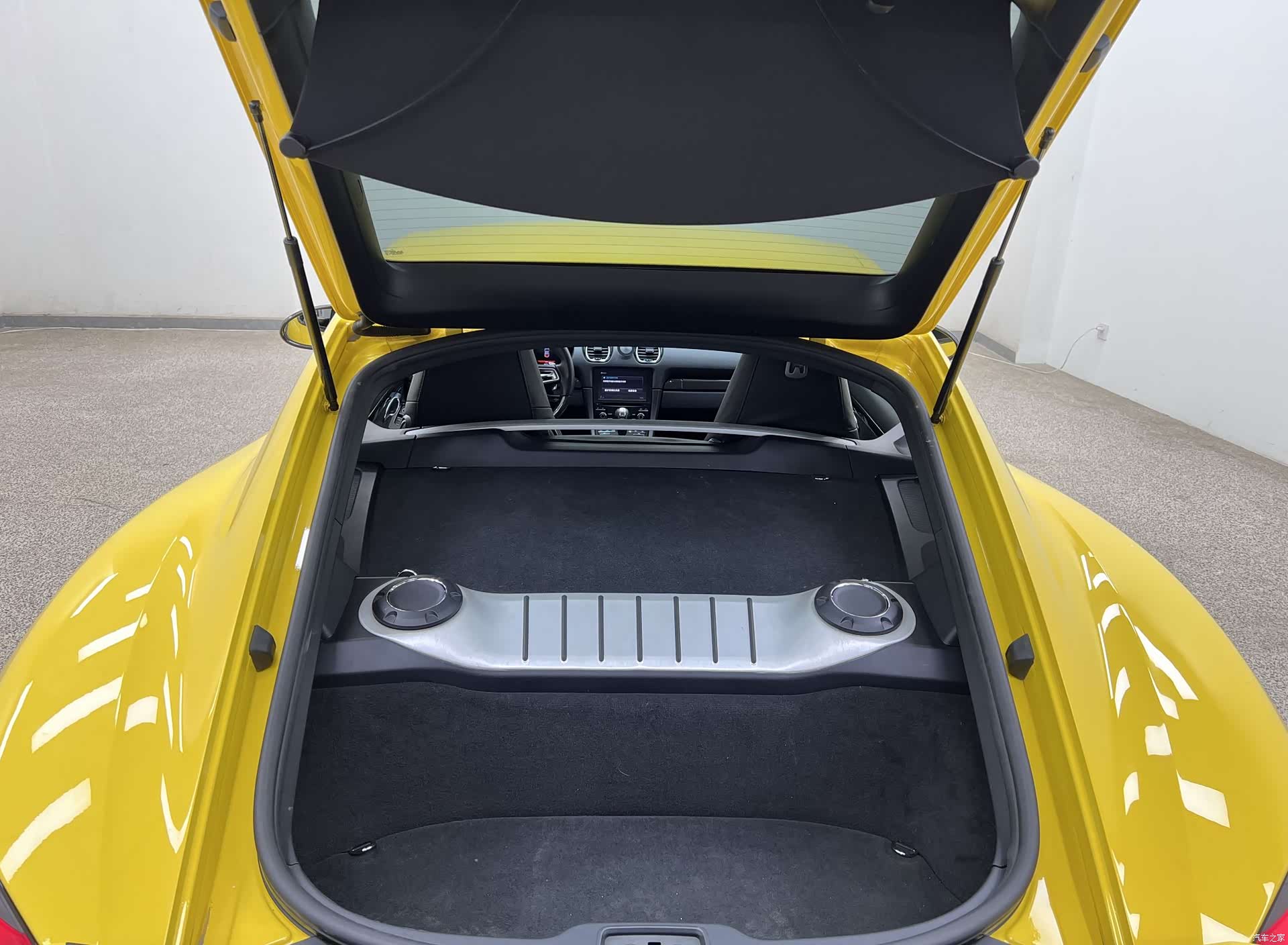 Porsche Cayman, 2017 33