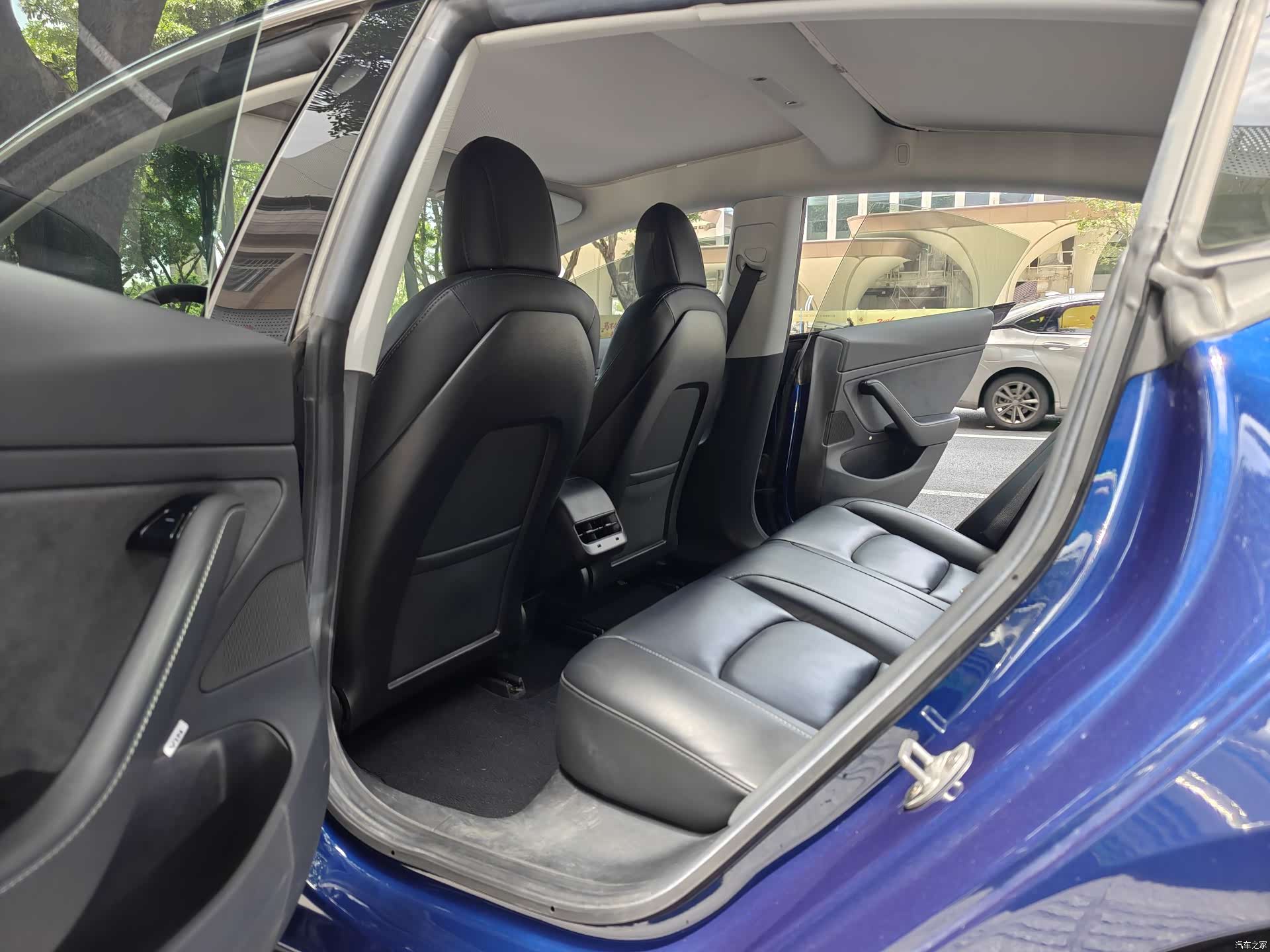 Tesla Model 3, 2019 14