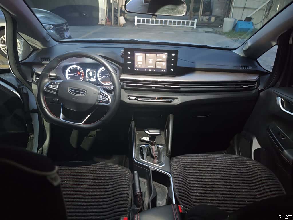 Geely X3, 2021 15