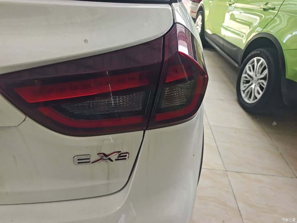 Geely EX3, 2022 8