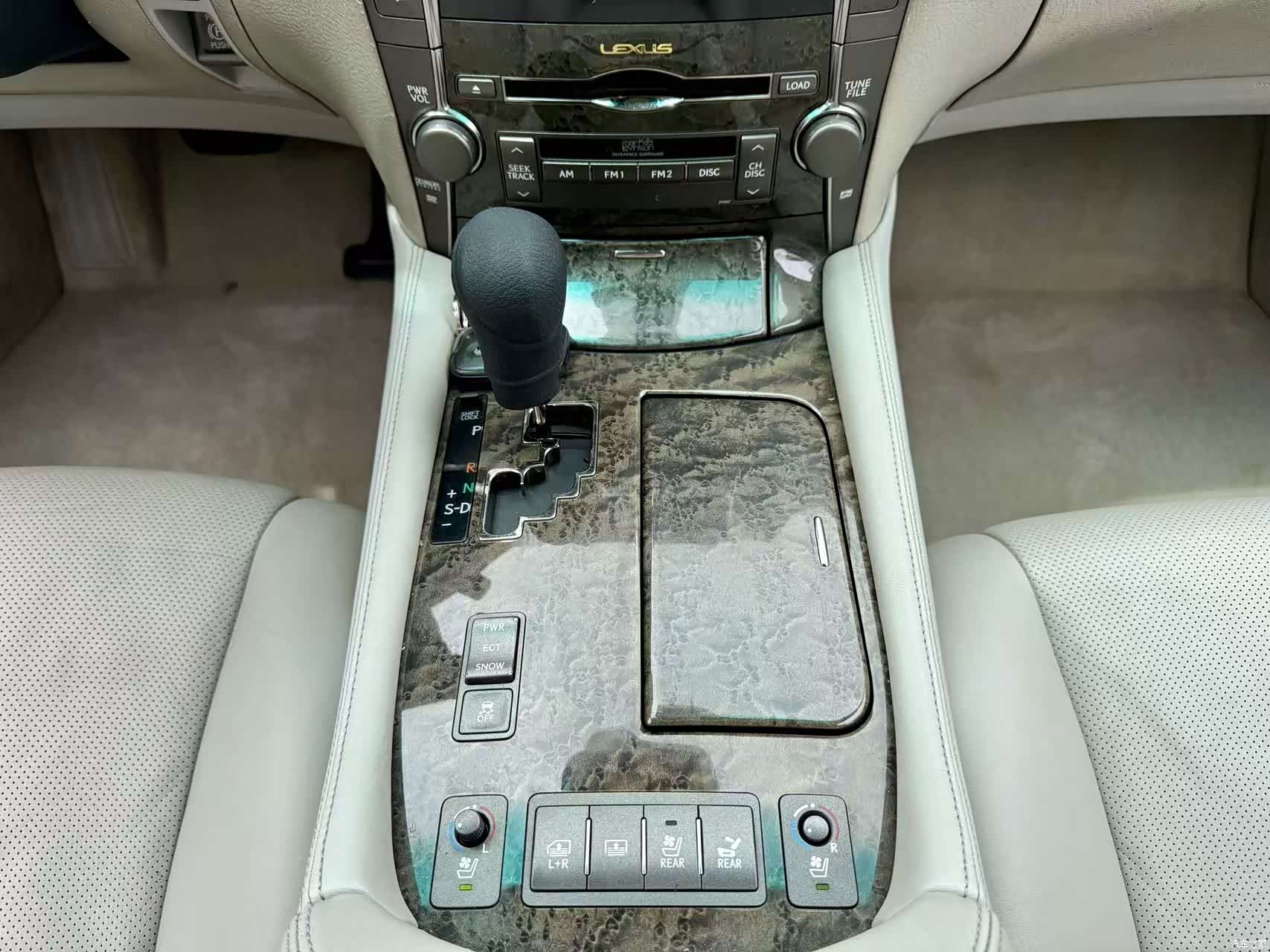 Lexus LS, 2007 11