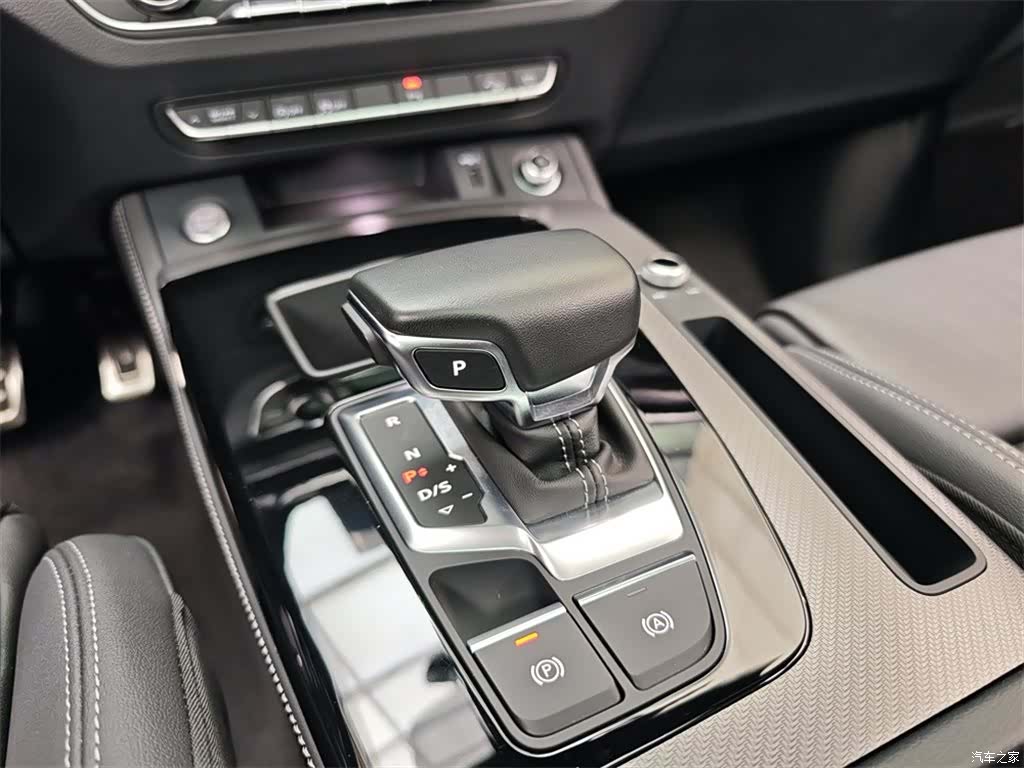 Audi Q5L, 2024 18