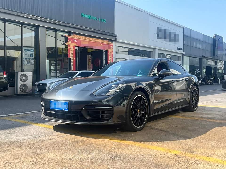 Porsche Panamera