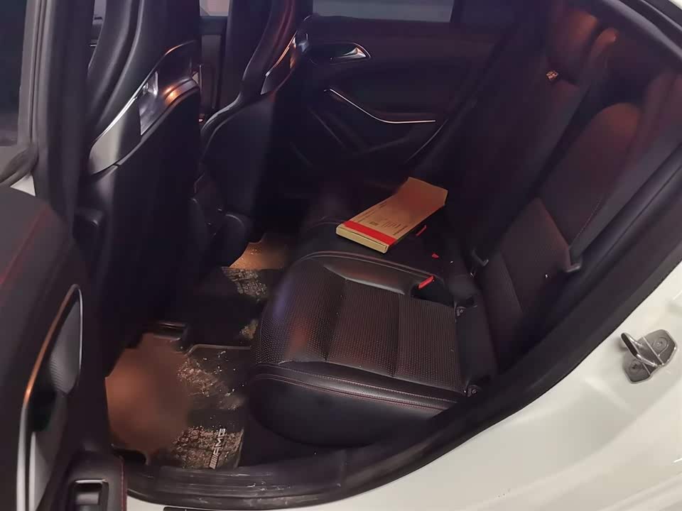 Mercedes-Benz CLA AMG