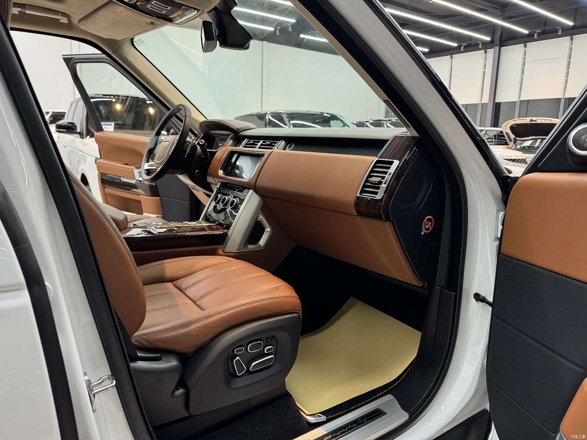 Land Rover Range Rover, 2015 8