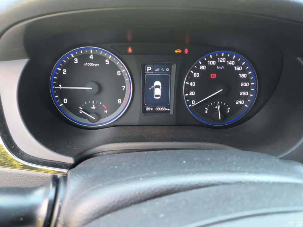 Hyundai GLS, 2016 9