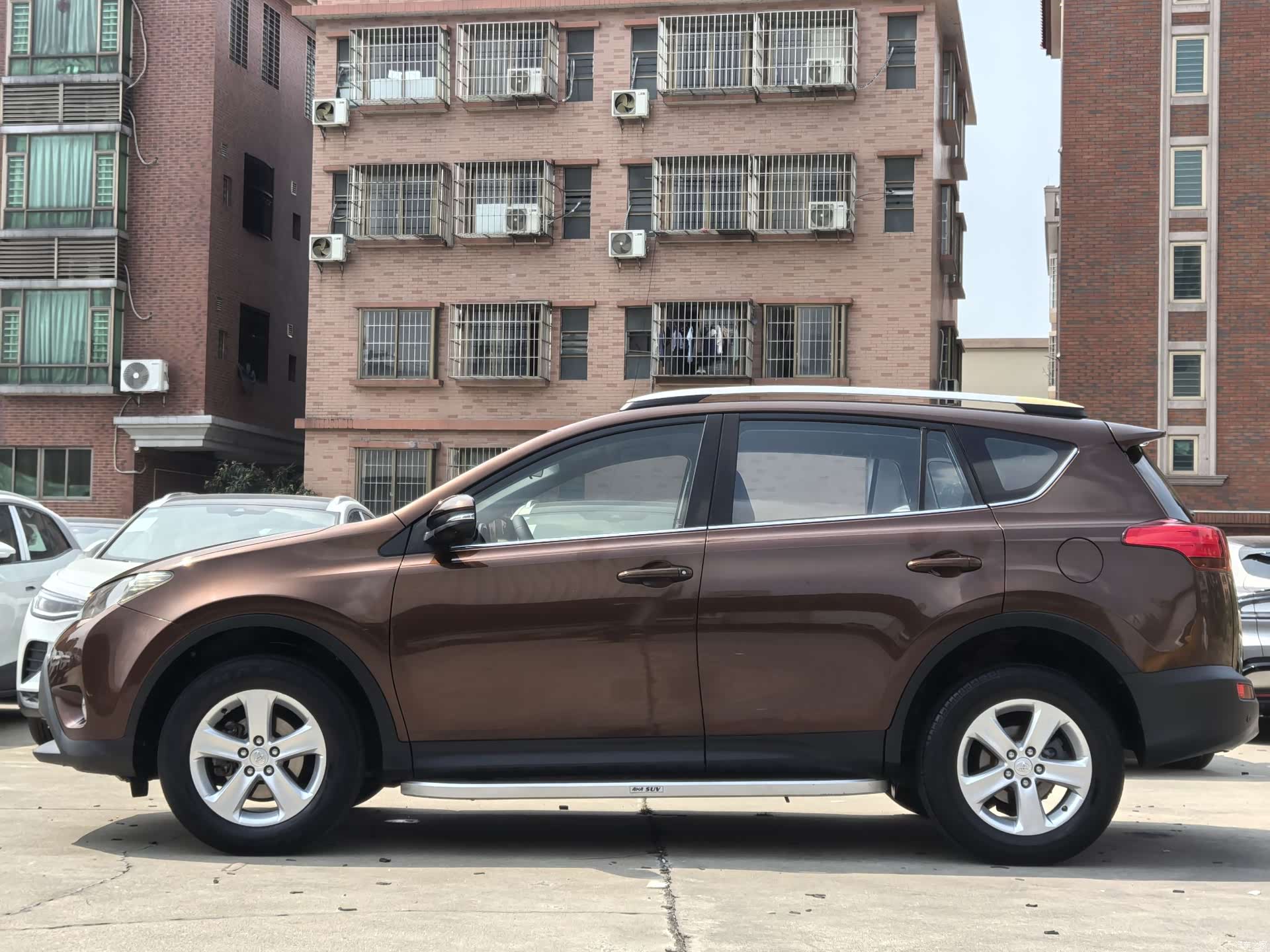 Toyota RAV4, 2014 3