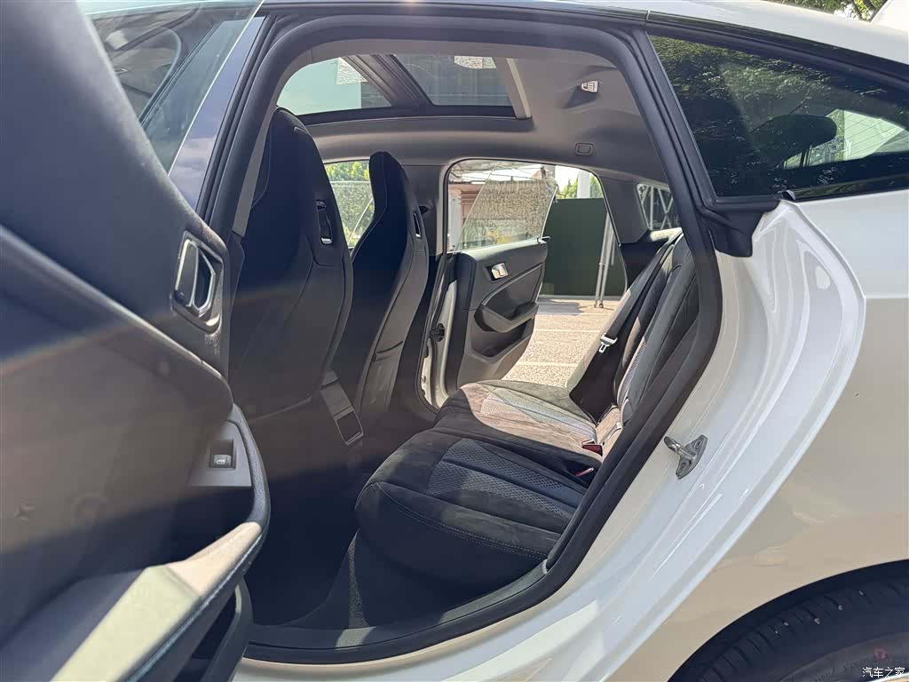 BMW 2 Series, 2021 15