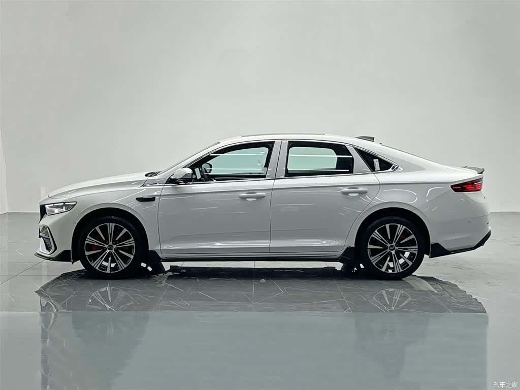 Geely Preface, 2026 3
