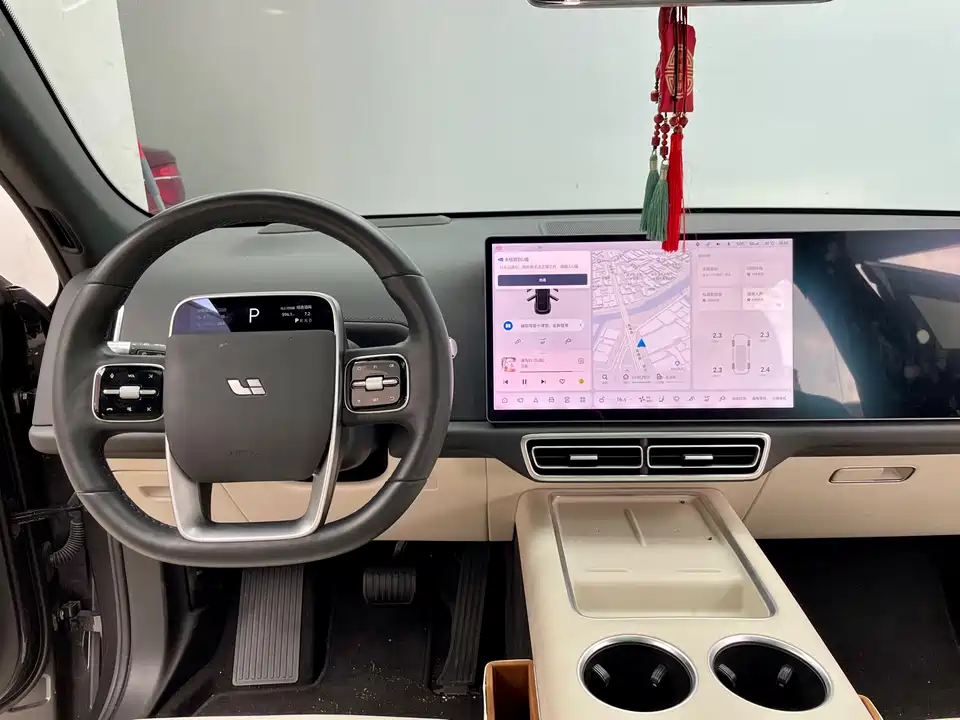 Li Auto Ideal L7