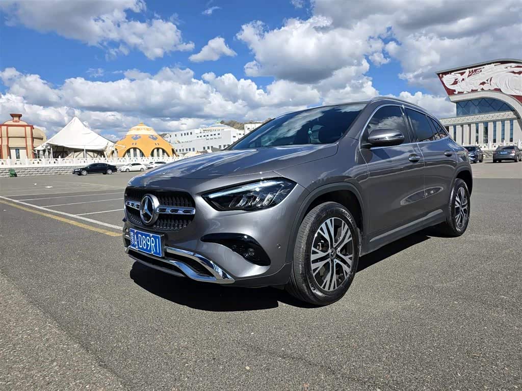 Mercedes-Benz GLA