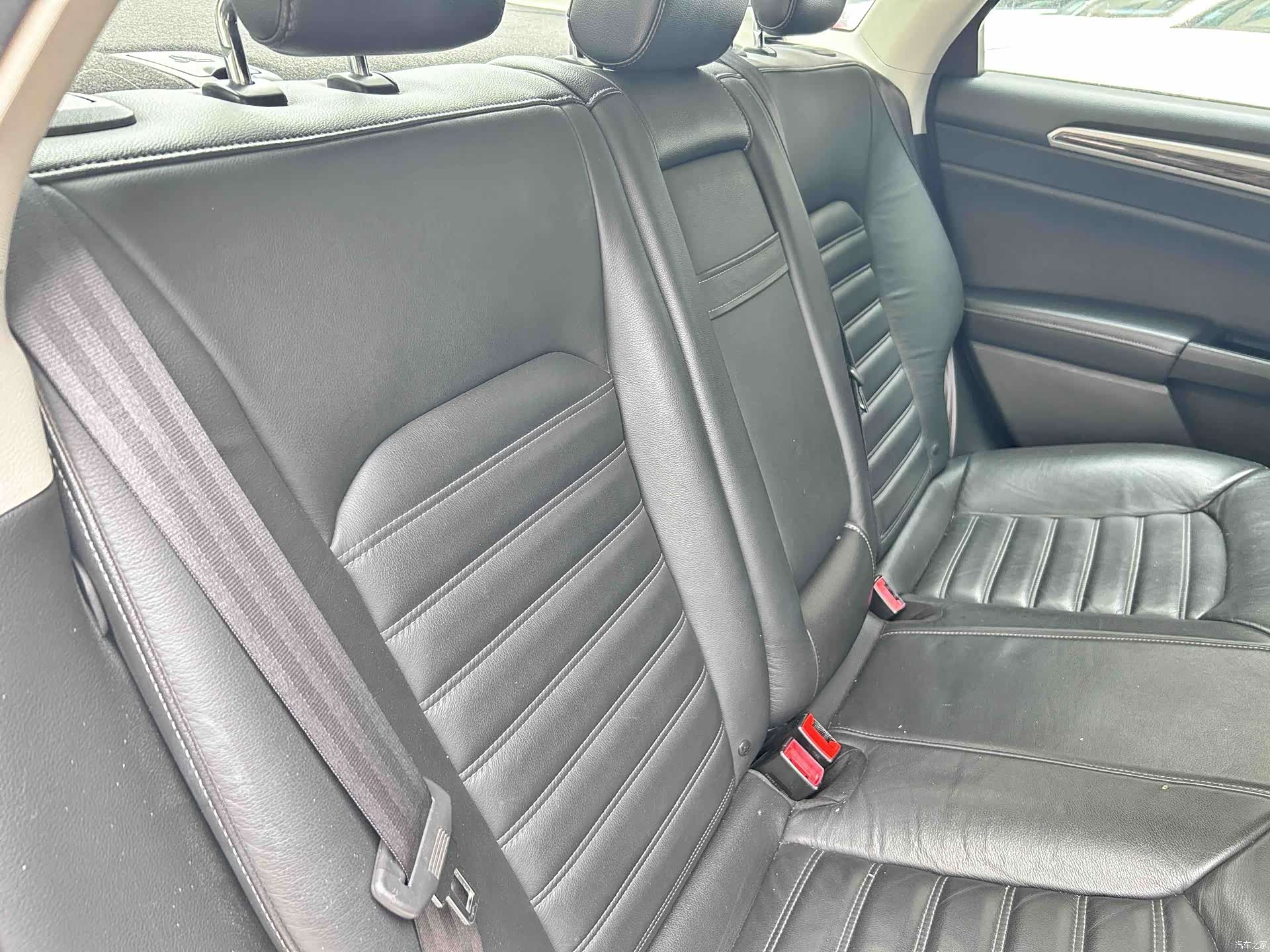 Ford Mondeo, 2015 9