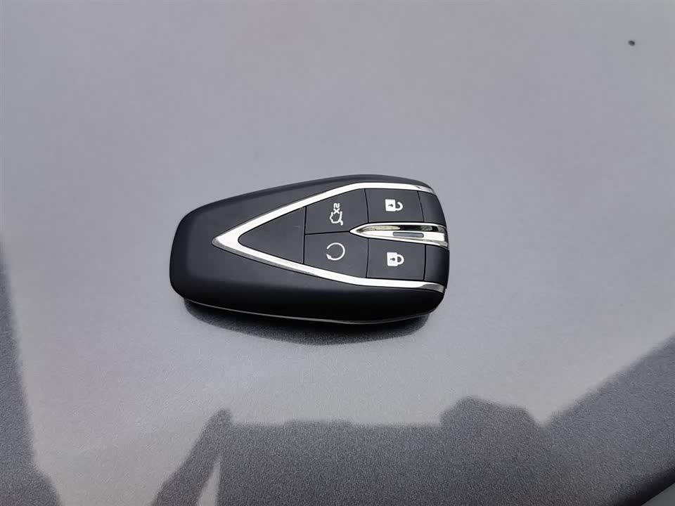 Changan UNI-K Smart iDD